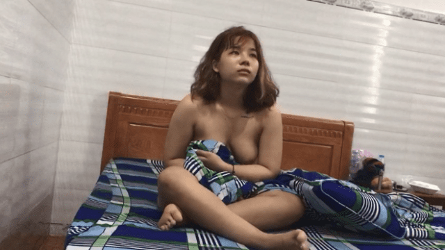 Đôi bạn trẻ tình tứ trong nhà nghỉ - qudphluo.sbs