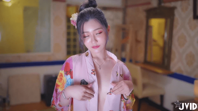 Cuộc gặp gỡ cùng cô chủ khách sạn xinh đẹp - qudphluo.sbs