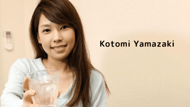 121723_001 - Em gái say xỉn lộ quần lót trên phố - qudphluo.sbs