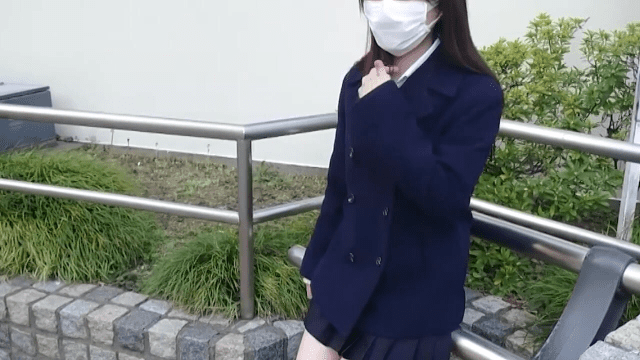 FC2_PPV_4582297 - Em nữ sinh cấp 3 làm tôi không thể kiềm chế - qudphluo.sbs