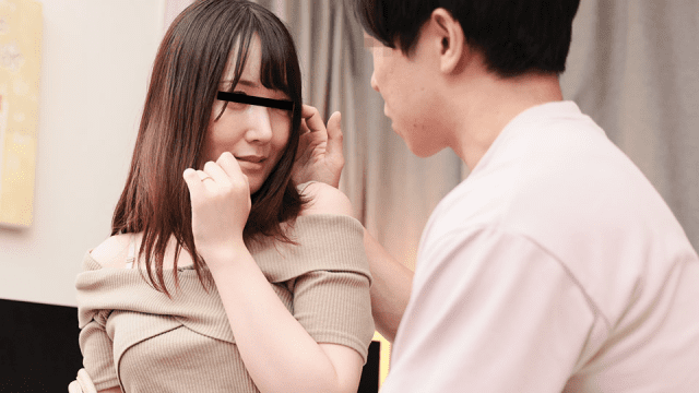 051124_100-Vô tình match mẹ của bạn thân trên tinder - qudphluo.sbs